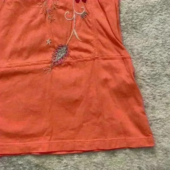 Johnny Was PHOEBE SHORT SLEEVE SEAMED RELAXED TEE - Picture 6 of 7